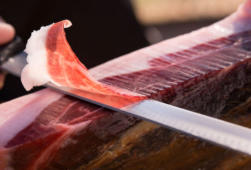 Jamón Ibérico cortado a cuchillo